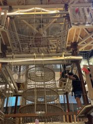 -PIPIKINGDOM皮皮王国欢乐号(欢乐海岸购物中心店)