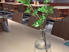 -老乡鸡(上海白玉兰广场店)