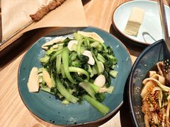 -耶里夏丽·丝路国际·新疆餐厅(浦东区东方路店)