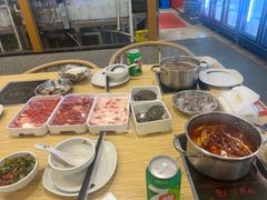 -杨老板·海鲜集市火锅·鲜切牛肉(中防万宝店)