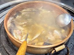 -阿山卓·野生菌火锅·纳西火塘烤肉