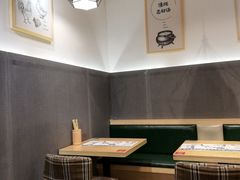 -花馬肆.云南过桥米线(汉神购物广场现场熬汤店)