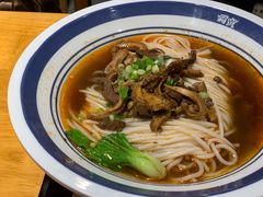 -霸蛮湖南菜·牛肉粉(荣京西街店)