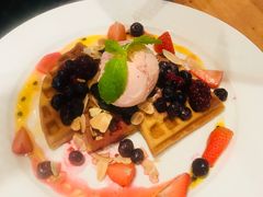 浆果华夫饼-Moka Bros 摩卡站(西单大悦城店)