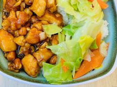 一碗充满爱心的宫保鸡丁饭-香妃烤鸡(西单店)