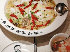 -江渔儿酸菜鱼·拔草餐厅(虎门君乐汇店)