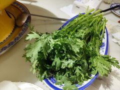 -一只羊·铜锅涮羊肉烧烤