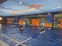 -戊辰亲子游泳俱乐部