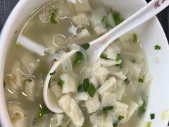 -陇上全荟兰州传统牛肉面(延吉路店)