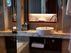 -上海龙之梦万丽酒店