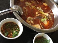 冷锅鱼-自贡好吃客(科华店)