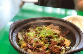 Sour Cabbage Stir-fried Beef Tenderloin with Ginger