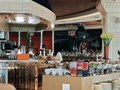 -荣誉国际酒店-云顶旋转餐厅