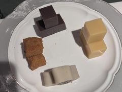 -羲和雅苑•北京烤鸭(陆家嘴中心店)