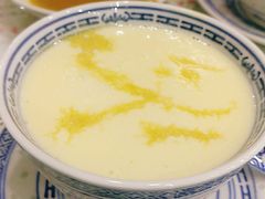 -广信牛奶甜品世家(台东店)