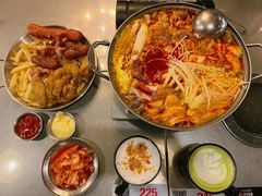 -MI WU FACTORY米屋美食工厂餐厅(绿地店)