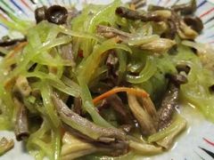 -天天向上素食餐厅(五台山店)