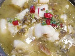 -周鱼小馆石锅酸菜鱼(活力汇店)