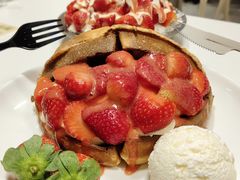 草莓超级松饼-乐果甜心·潮汕冰室