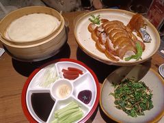 -青年公社烤鸭(熙悦天街店)