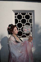 -一揽芳华汉服旗袍体验馆(拙政园店)