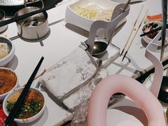 -左庭右院鲜牛肉火锅(金山万达店)