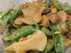 -小菜园新徽菜(宜兴八佰伴店)