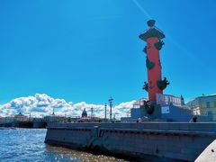 -瓦西里岛古港口灯塔