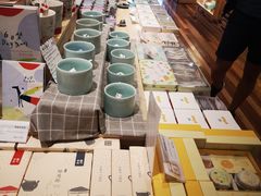 -猫的天空之城概念书店(束河店)