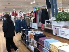 -优衣库(南宁安吉万达广场店)