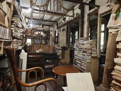 -斯多格书乡(北京大学畅春园店)
