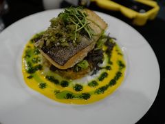 -Bully Hayes Restaurant & Bar