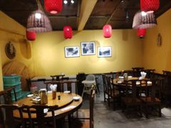 -富正毅三下锅·湘西韵味(天门山索道店)