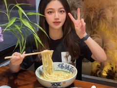 -李犟大爆鳝面·手工蟹黄包(湖滨西湖店)