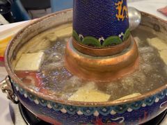 -毛辣果·贵州红酸汤牛肉火锅(西单店)