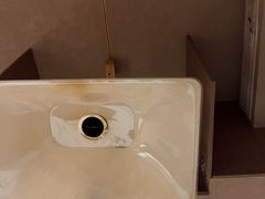 -灸春堂·艾灸·痛症·整脊连锁(之江银泰店)
