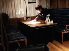 卡座-青年公社烤鸭(青年路店)