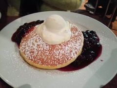 -Pancakes on the rocks(Darling Harbour)