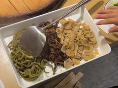 -万里闯关东铁锅炖菜馆(高新旗舰店)