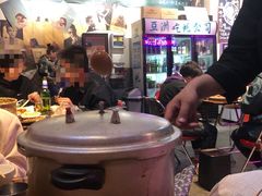 -蚝堡海鲜·威海菜·海肠捞饭·烧烤·亚洲吃蚝公司(幸福门店)