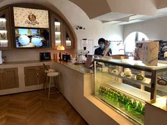 -Me Coffee下午茶艺术空间