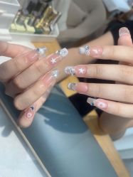 -UGIRL有个美甲