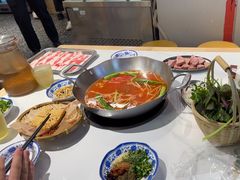 -王奋斗贵州酸汤牛肉火锅