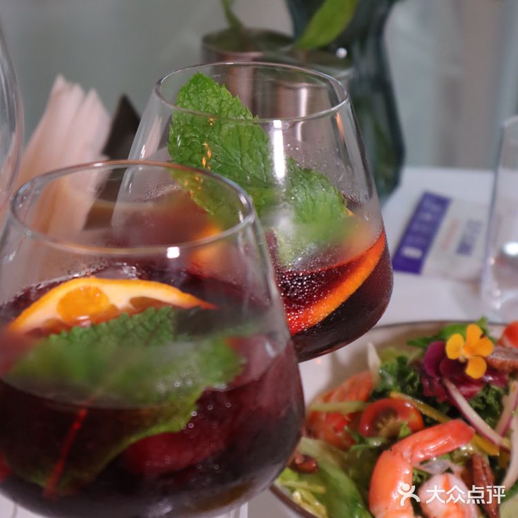 约会表白场地🌟麦牛排三里屯店