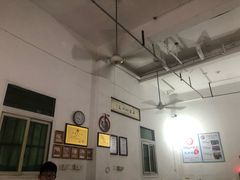 -卢聪艺小吃店(阳翟总店)