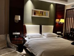 -抚顺中伟假日国际酒店