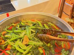 -涨巢·潮玩水疗局