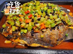 豆豉味烤鱼-江边城外烤全鱼(世茂广场店)