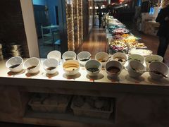 自助调料区-火焰山自助烧烤涮石板烤肉(新华大街店)