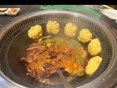 -哈尔滨烧烤·山河村铁锅炖(交大店)